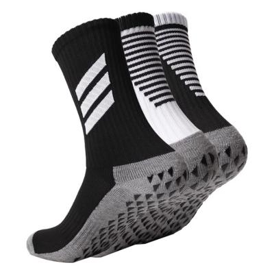 China Breathable thickened towel thumps men's short-tube mid-tube soccer socks striped non-slip wear-resistant sports socks for sale