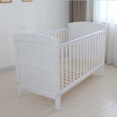 China Classic EN716 Multifunctional Wooden Bed Certified Solid Wood Baby Crib for sale