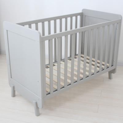 China Hot Sale Exclusive Design Crib Furniture Solid Wood Baby Cradle Baby Crib Hutch for sale