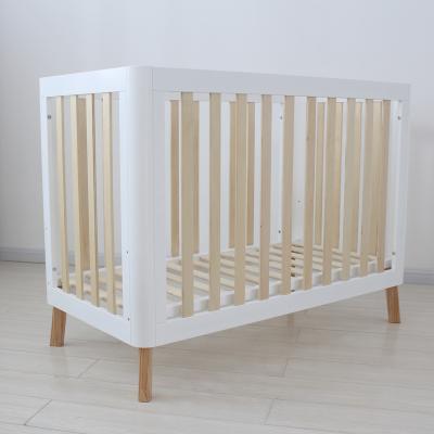 China Solid Wood Wooden Baby Crib Baby Crib Furniture Wood Crib Bed Crib Hutch for sale