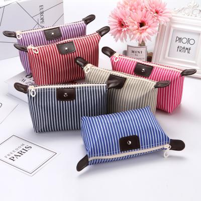 China Hot Selling Fashion Women's Travel Small Cosmetic Makeup Clutch Cosmetic Bag Toiletries Organizaer Bag for sale