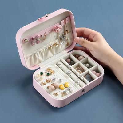 China 2021 Viable New Design Portable Jewelry Boxes Bedrooms Necklace Earring Storage Boxes Bracelet Storage for sale