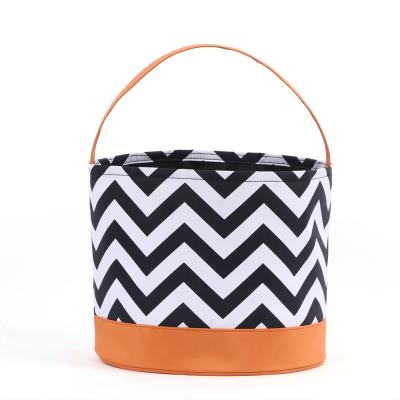 China 2019 fashion bucket wholesale wave dot stripe pattern square bag Halloween bucket for kids gifts for sale