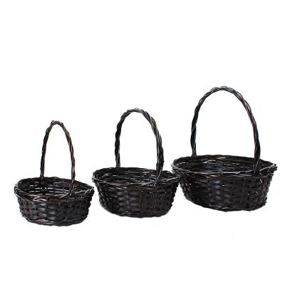 China Viable Plant Brown Storage Direct Oval Willow Woven Wicker Gift Basket Basket With Handle for sale