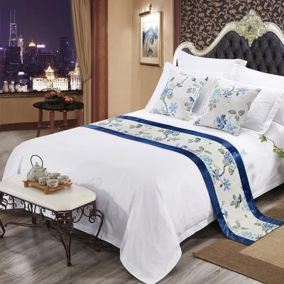 China Durable 300TC Nondisposable High Quality Nondisposable Modern 100 Cotton 100 Cotton Hotel Five Star Hotel Bedding Set for sale