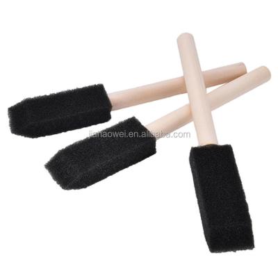 China Lightweight Durable Paint Handle Foam Sponge Wood Paint Brush For Acrylics Stain Varnishe for sale