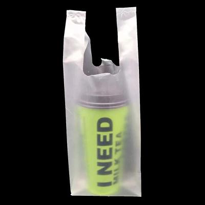 China Disposable Biodegradable Compostable PLA Coffee Drinks Cup Carrier With Handle Plastic Bag Printing Gallon Custom Drink Take Out Bag for sale