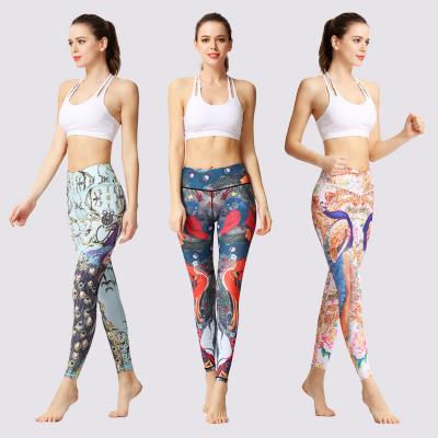 China High Waisted Yoga Capris With Pockets , Breathable Women's Tummy Control See Non Workout Sports Run Capri Leggings for sale