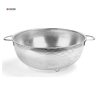 China Sustainable Stainless Steel Colander Set Fruit Wash Basket Strainer Vegetable Colander With Two Ears And Punch Mesh for sale