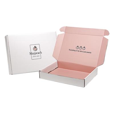 China Recycled Brown Materials Paper Boxes Good Quality Packaging Foldable Packaging Box For Clothing for sale