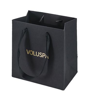 China Recyclable Wholesale Recycled Custom Printed Black Paper Packaging Gift Bags With Logo for sale