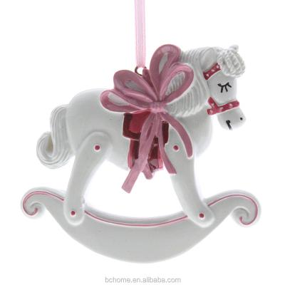 China Christamas Tree Decoration White Horse With Resin Christmas Tree Ornament for sale