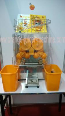 China Juicer alaranjado comercial compacto, máquinas automáticas frescas comerciais do citrino à venda