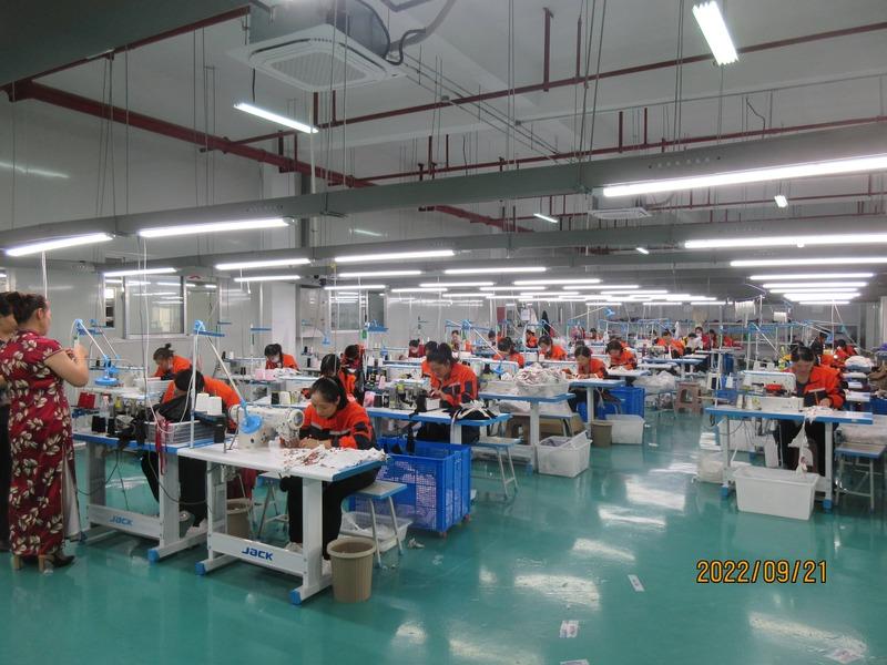 Verified China supplier - Wuhan Haiyee Clothing Co., Ltd.