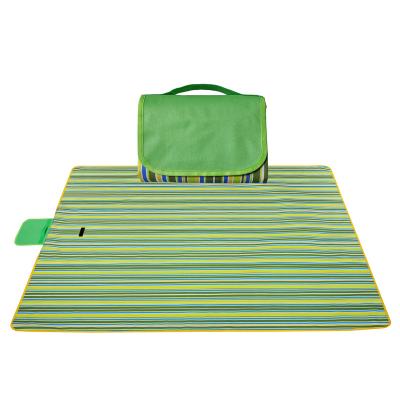 China Fold In PE Bag 2022 New Designed Portable Recycle Waterproof Oxford Cloth Picnic Mat Picnic Blanket for sale