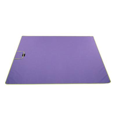 China Fold In A Foldable PE Bag Good Prices OEM Customized Logo Picnic Rug Oxford Outdoor Waterproof Leisure Picnic Mat for sale