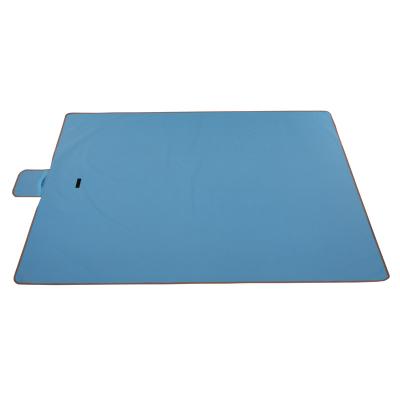 China Fold Into A PE Bag Wholesale Price Color Picnic Mat Play Fishing Use Portable Waterproof Picnic Mat Customized for sale