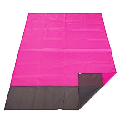 China Fold In A Portable PE Bag Pocket Camping Picnic Blanket Folding Beach Waterproof Mat Travel Camping Outdoor Mat for sale