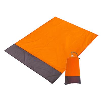 China Fold In A Hot Selling 2022 PE Beach Bag Waterproof Camping Blanket Hot Selling Foldable Sand Picnic Beach Mat For Outdoor for sale