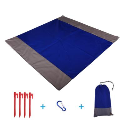 China Fold In Bag 2022 High Quality Waterproof Camping Blanket PE Beach Bag Foldable Sand Beach Mat For Outdoor for sale