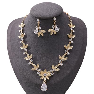 China Wholesale TRENDY wedding bridal jewelry set silver gold plated zircon necklace earrings set women jewelry set for sale