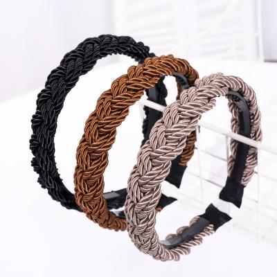 China Solid Color Plastic Simple Headband Hair Accessories Ladies Hairband Braided Hair Circle for sale