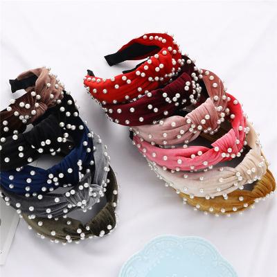 China Newest Fabric Hot Selling Headband Designs Pearl Velvet Hairband Headwear Headband for sale