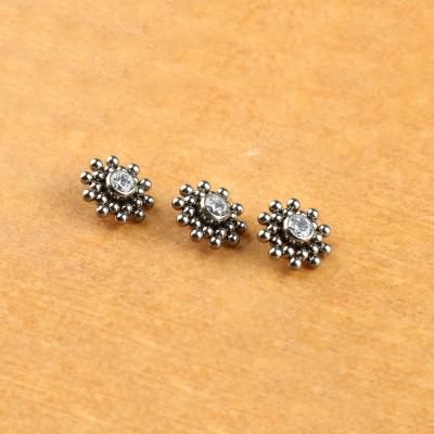 China Cute Jewelry Piercing Jewelry ASTM F 136 Titanium Zircon With Balls Body Piercing Jewelry for sale