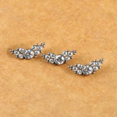 China Cute Titanium Lip Jewelry Body Piercing Titanium Jewelry 2mm ASTM F136 2.5mm 3mm Crystal Threadless Top for sale