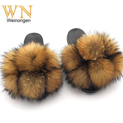 China 2020 newest custom made ladies Anti-slippery mixed color 6 balls real fur flat slipper fox fur pom pom wholesale rex rabbit fur sandals real slides for sale