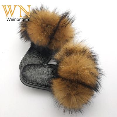 China Cute New Kids Rainbow Fur Slippers Pom Slides Real Fox Fur Flip Flop Flat Fluffy Fur Ball Hairy Girls Anti-Slippery Sandals for sale