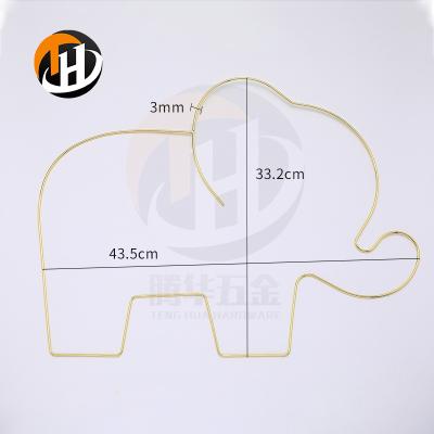 China 2019 Latest Soft Metal Elephant Garland Gold Jewelery Iron Pendant Customizable Home Decoration for sale