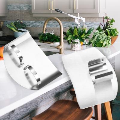 China Durable Stainless Steel Finger Guard For Cutting Vegetable Cutting Hand Protector Kitchen Instruments for sale