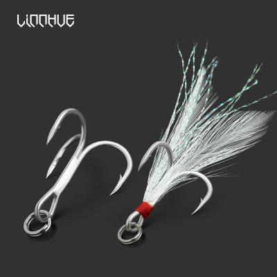 China LINNHUE Hooks 10pcs Stainless Steel Fishhook Lure Baitholder Triple Barbed Hook High Carbon Steel Barbed Hook With Feather Carp Bait Holder for sale