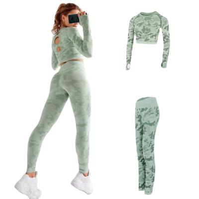 China Women Breathable Winter Camouflage Two Piece Activewear Set Seamless High Stretch Gym Gaiters And Long Sleeve Top Set for sale