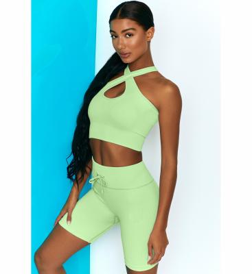 China New Breathable Custom Summer Quick-drying Ribbed Workout Apparel Seamless Fitness Sports Crop Top And Yoga Shorts Set for sale