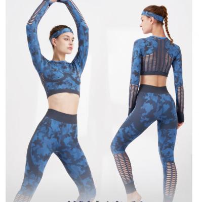 China Wholesale Breathable Blue Camouflage Seamless Fitness Female Yoga Shorts Set Long Sleeve Gym Crop Top 2021 For Woman for sale