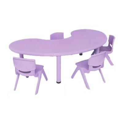 China Modern Plastic 4 Seaters Kindergarten Children Classroom Desk And Chair for sale