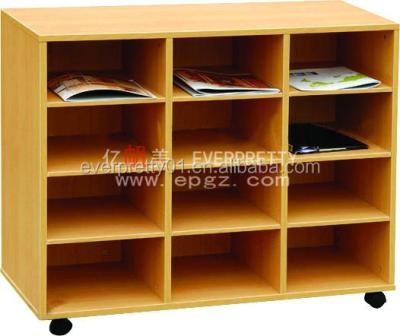 China Movable Hot Selling Nursery Furniture Storage Cabinet Kindergarten Furniture Durable Wooden Kids Shelf for sale