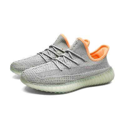 China Yeezy 350 Style V2 Breathable Walking Shoes Stocks Running Sport Casual Other Fashionable Shoes Walking Shoessneaker Manufacturer for sale