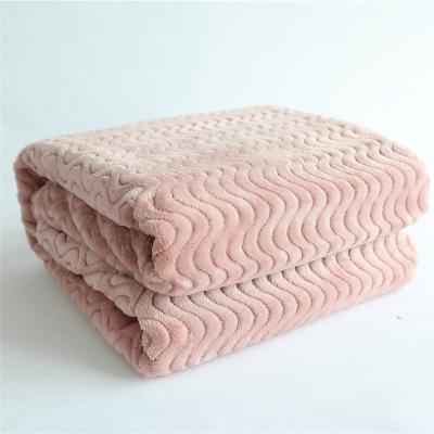 China 50*70 Anti-Static Inches 10 Colors Jacquard Wave Pattern Super Soft 100% Polyester Flannel Fleece Mink Knee Blanket for sale