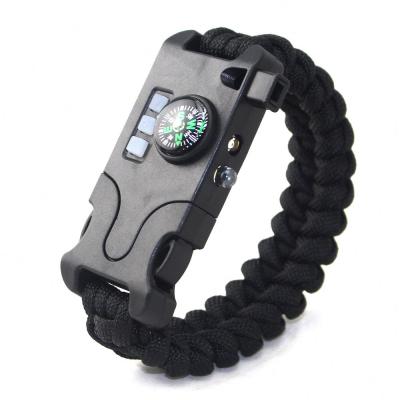 China Multifunctional Light Weight Survival Wristband/Dropshipping Emergency Multifunctional Outdoor Tactical Wristband for sale