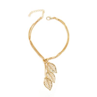 China 2021 CLARMER New Arrival CLASSIC Gold Wire Mesh Hollow Leaf Pendant Alloy Adjustable Bracelet for Woman and Girls for sale