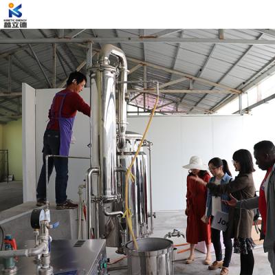 China Vacuum Essential Distillation Equipment 100L Frankincense Oil Distiller with Stainless Steel Material and 220V/380V Voltage for sale