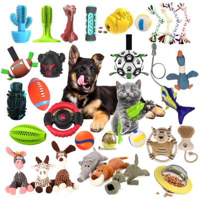 China Sustainable Manufacturer Eco Friendly Squeaky Interactive Durable QI Training Rubber Plush Rope Chew Cat Dog Pet Toys for sale