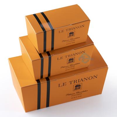 China Wholesale Recyclable Food Grade Chocolate Gift Boxes With Logo Gloss Lamination Small Ballotin Chocolate Box for sale