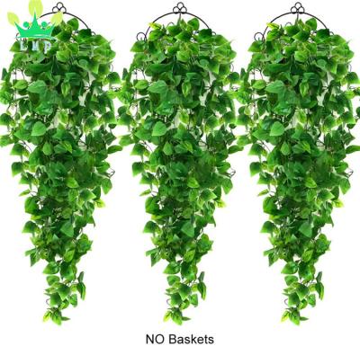 China Eco - Friendly Artificial Hanging Plants Ivy Plant , Vine Vines Kitchen Hanging Plants For Wall House for sale