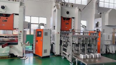 China 380V 50HZ Aluminium Foil Box Making Machine Electric Controlled for sale