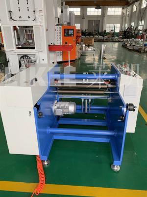 China Mitsubishi PLC Semi Automatic Foil and Baking Paper Cutter Rewinding Machine for Manual Gluing for sale