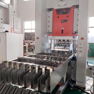 China Maschine zur Herstellung von Silber-Aluminiumfolie-Glasbechern für die elektronische Verpackungsindustrie zu verkaufen